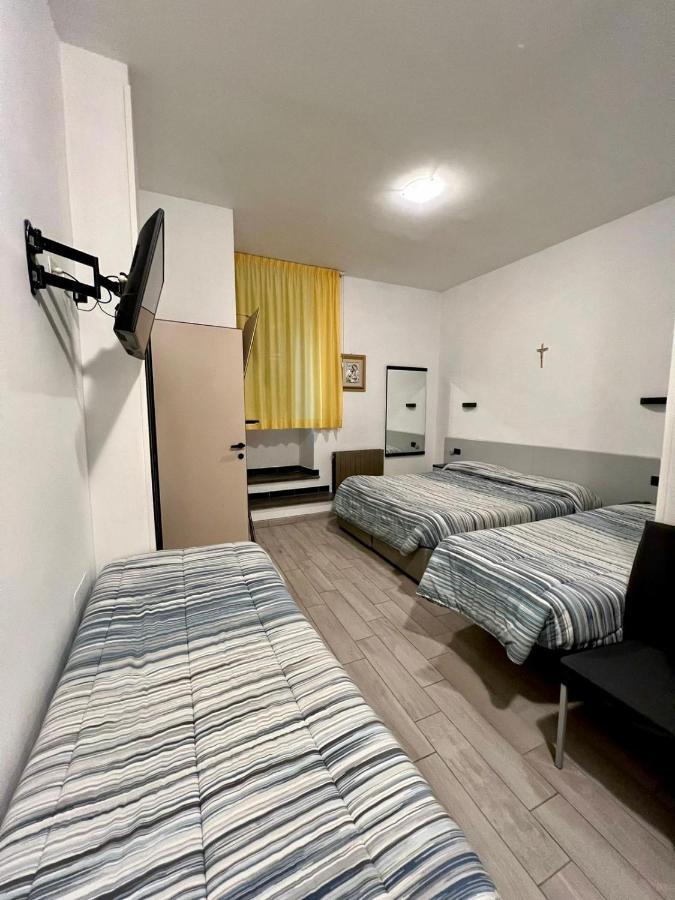 Hotel Centrale Cascia Exteriör bild